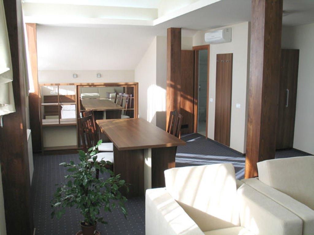 Euro House Hotel Baia Mare Exterior photo