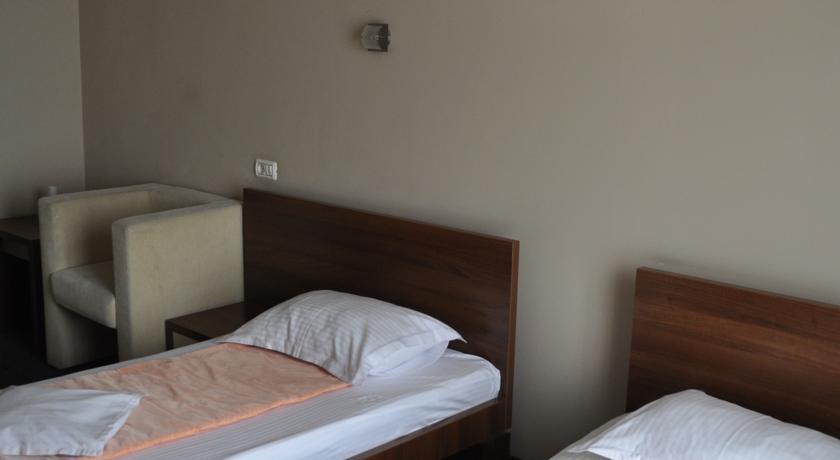 Euro House Hotel Baia Mare Exterior photo