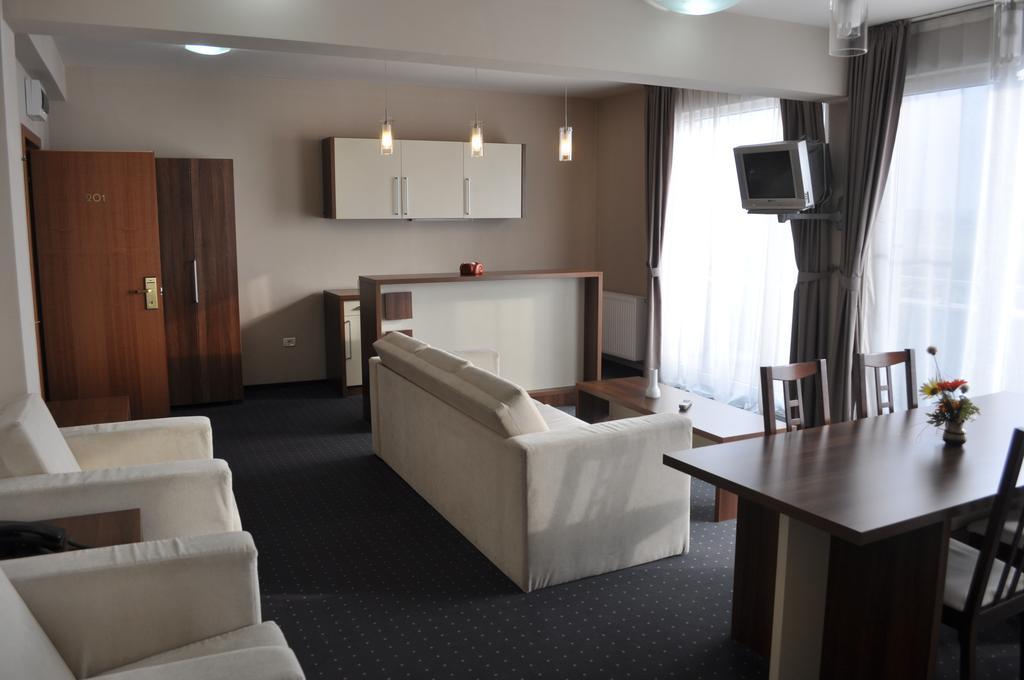 Euro House Hotel Baia Mare Room photo
