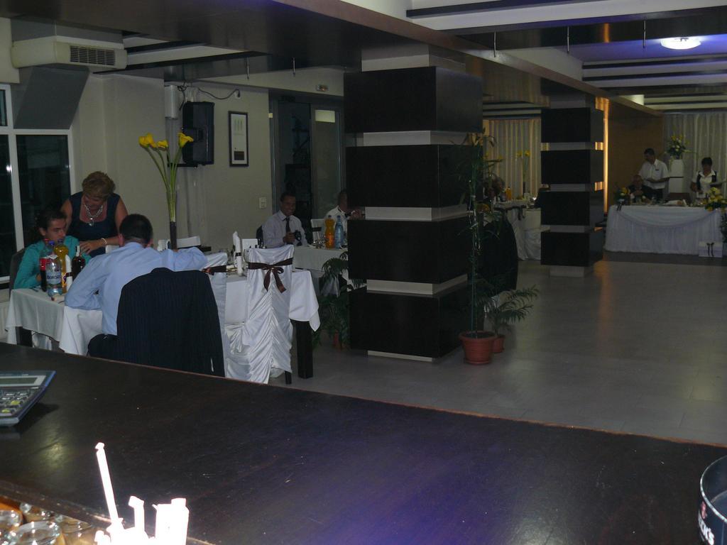 Euro House Hotel Baia Mare Exterior photo